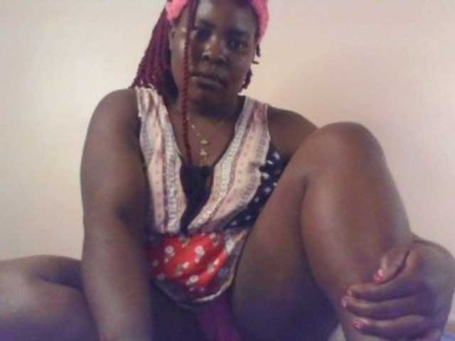 Royalsexy live cam on BongaCams