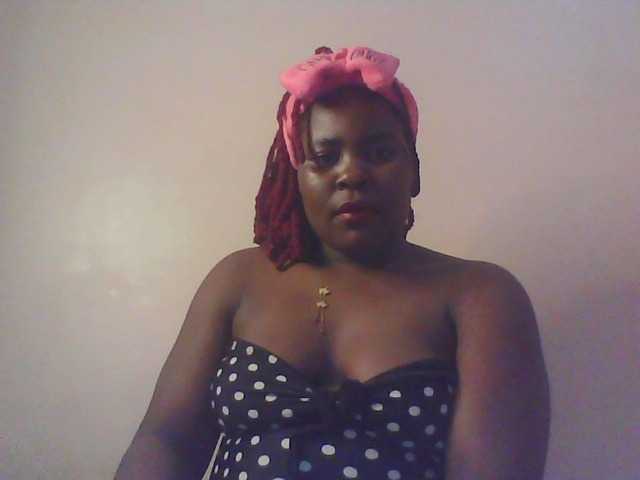 Royalsexy live cam on BongaCams