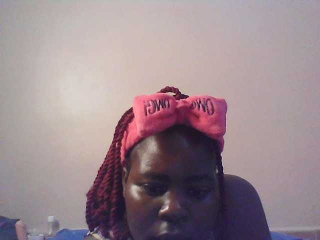 Royalsexy live cam on BongaCams