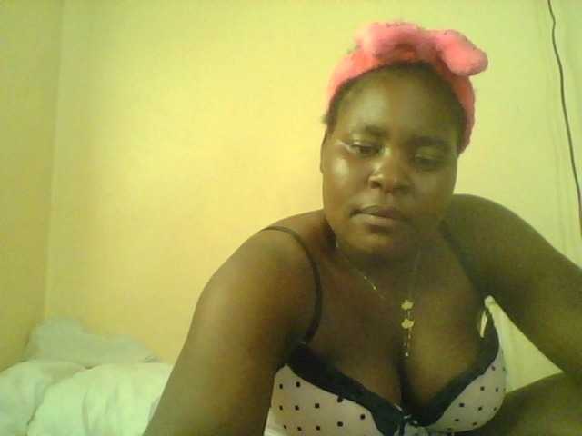 Royalsexy live cam on BongaCams