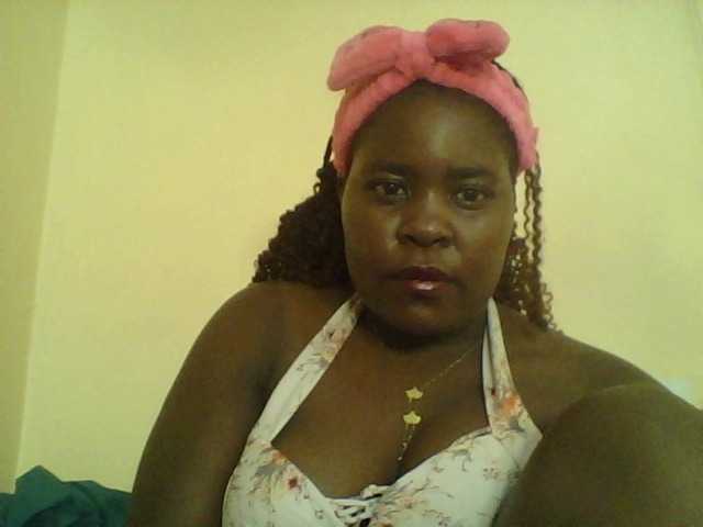 Royalsexy live cam on BongaCams