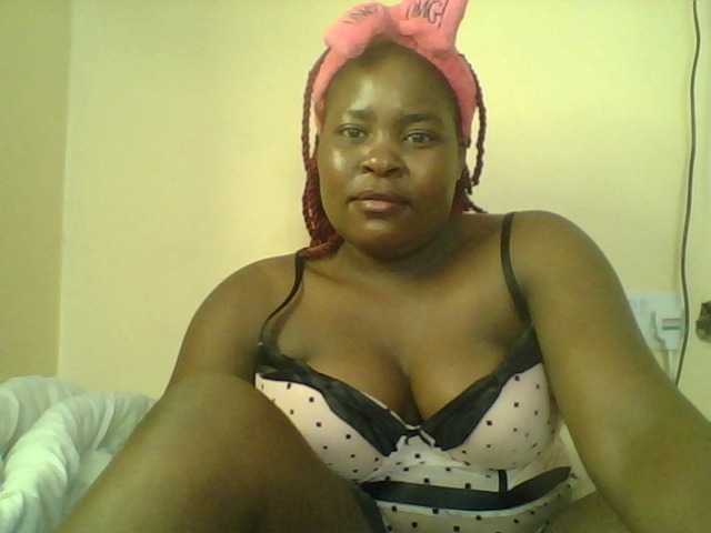 Royalsexy on Bongacams