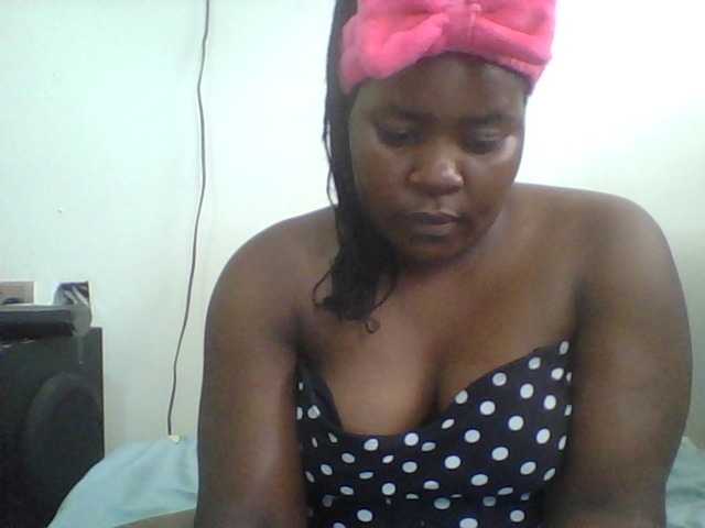 Royalsexy live cam on BongaCams