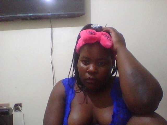 Royalsexy live cam on BongaCams