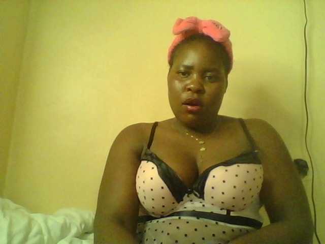 Royalsexy live cam on BongaCams