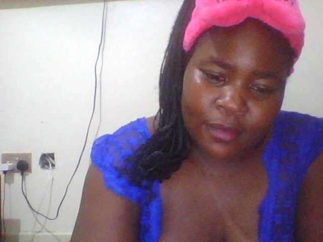 Royalsexy live cam on BongaCams