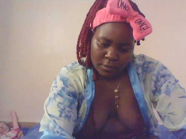 Royalsexy live cam on BongaCams