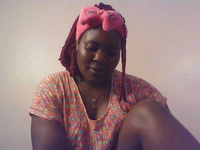 Royalsexy live cam on BongaCams