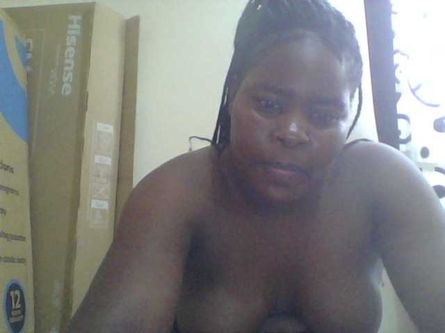 Royalsexy live cam on BongaCams