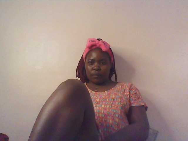 Royalsexy live cam on BongaCams