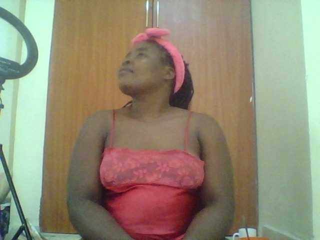 Royalsexy live cam on BongaCams