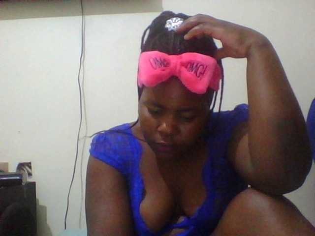 Royalsexy live cam on BongaCams