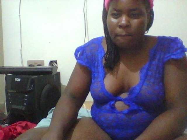 Royalsexy live cam on BongaCams
