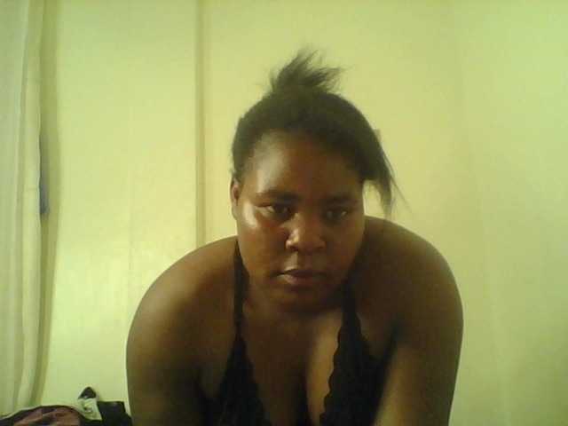 Royalsexy live cam on BongaCams