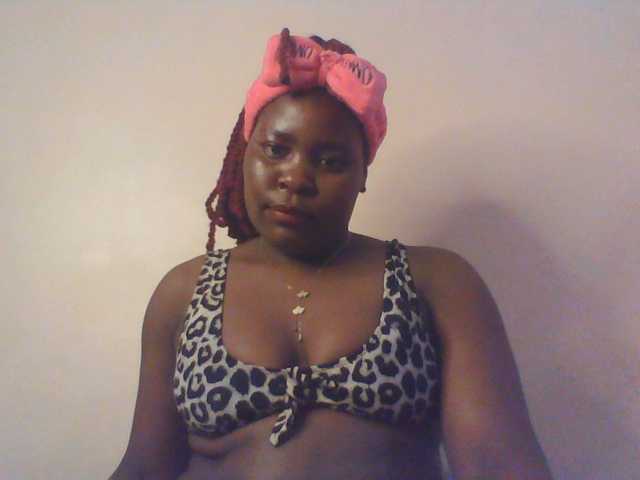 Royalsexy live cam on BongaCams