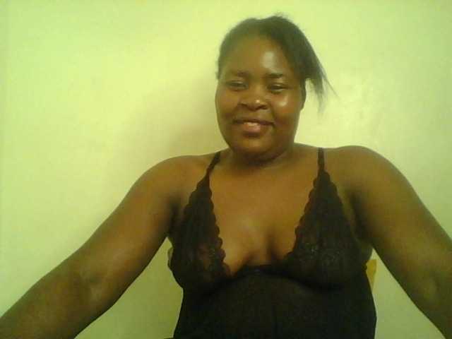 Royalsexy live cam on BongaCams