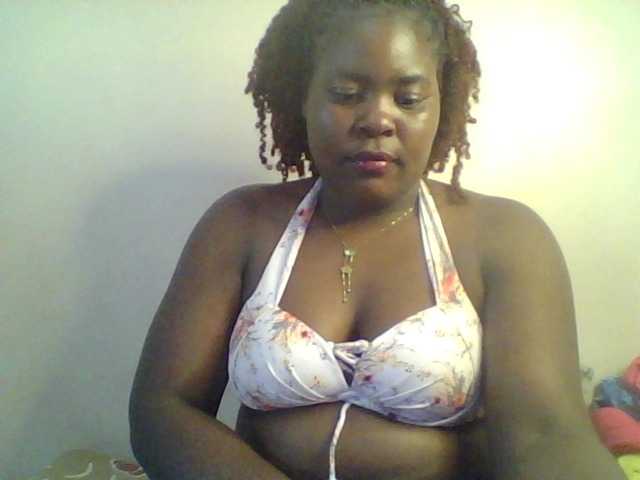 Royalsexy live cam on BongaCams