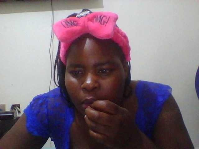 Royalsexy live cam on BongaCams