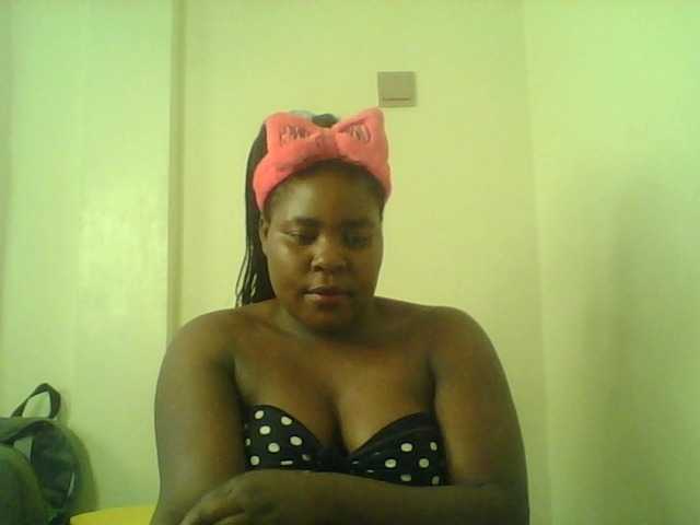 Royalsexy live cam on BongaCams