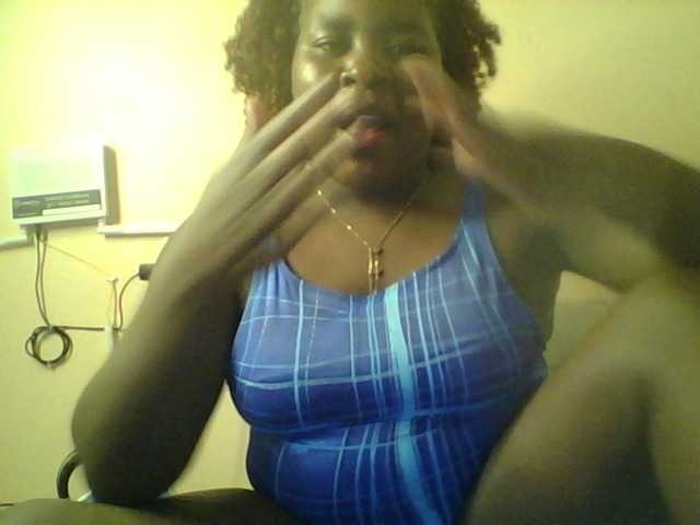 Royalsexy live cam on BongaCams