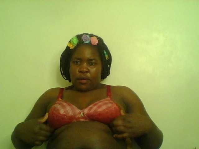 Royalsexy live cam on BongaCams