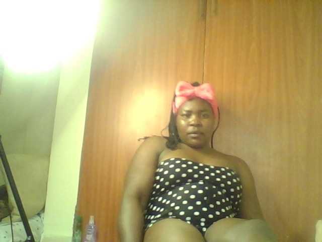 Royalsexy live cam on BongaCams
