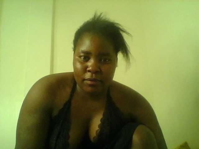 Royalsexy live cam on BongaCams