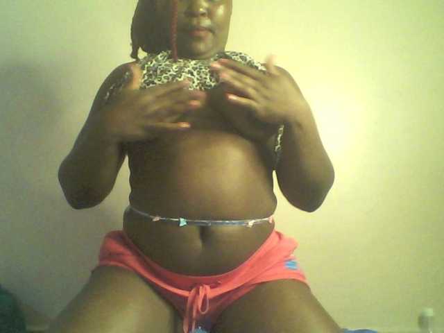 Royalsexy, en directo ahora en BongaCams