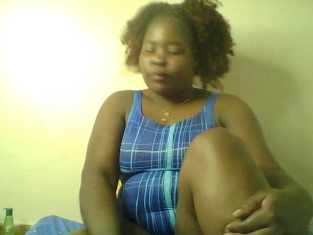 Royalsexy live cam on BongaCams
