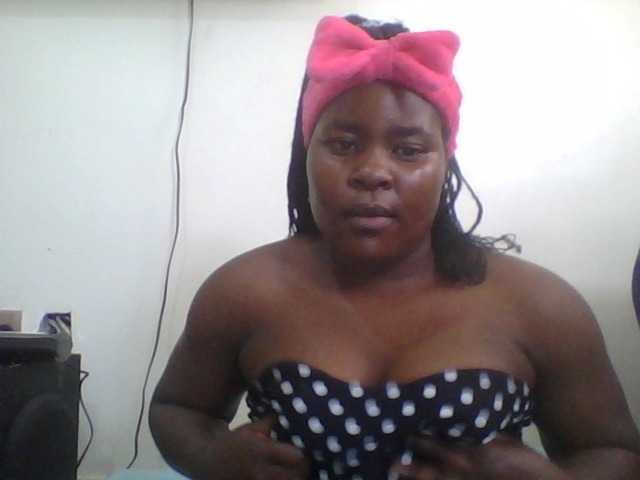 Royalsexy live cam on BongaCams