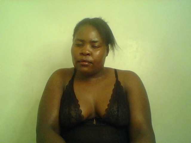 Royalsexy live cam on BongaCams