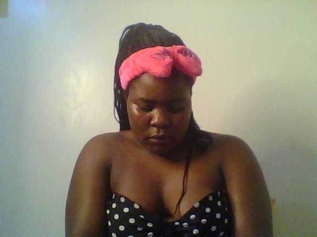 Royalsexy live cam on BongaCams