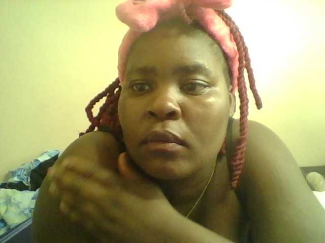 Royalsexy live cam on BongaCams