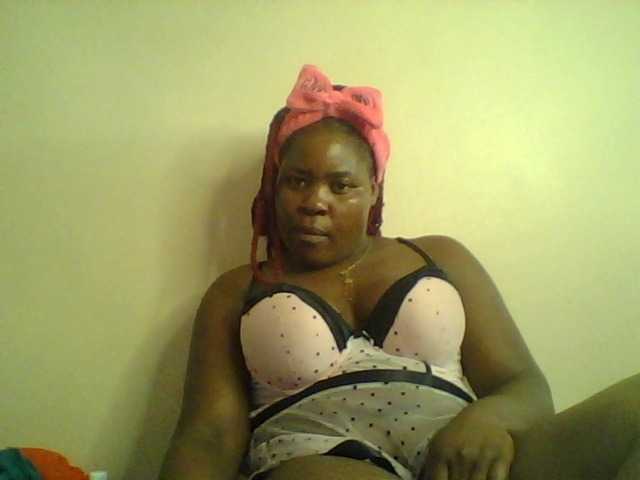 Royalsexy webcam bongacams model stream image