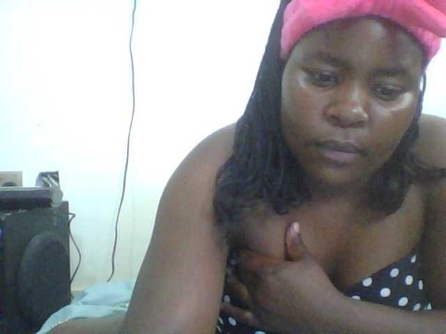 Royalsexy live cam on BongaCams