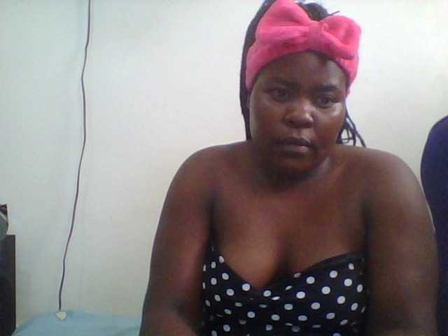 Royalsexy live cam on BongaCams