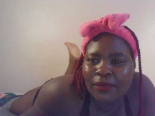 Royalsexy live cam on BongaCams