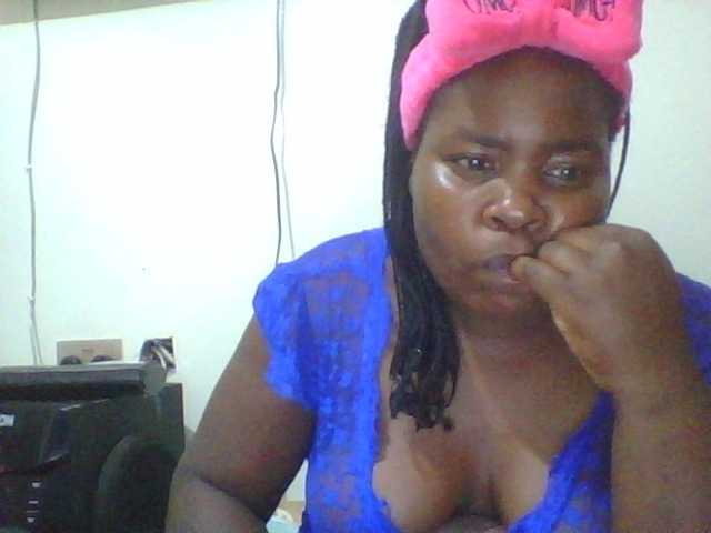 Royalsexy live cam on BongaCams