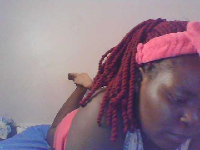 Royalsexy live cam on BongaCams