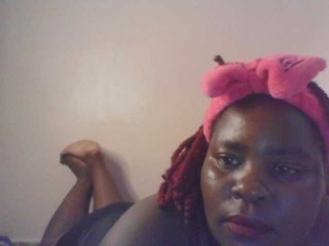 Royalsexy live cam on BongaCams