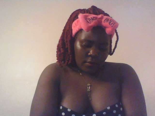 Royalsexy live cam on BongaCams