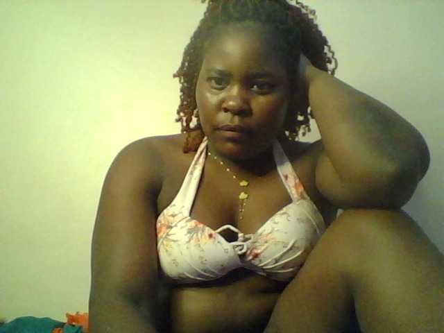 Royalsexy live cam on BongaCams