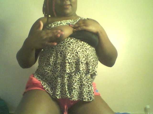 Royalsexy, live now on BongaCams