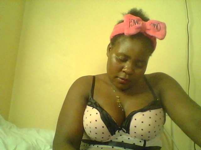 Royalsexy live cam on BongaCams