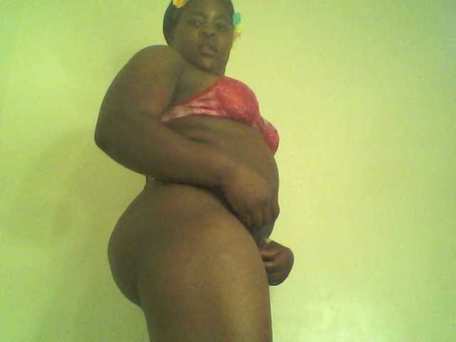 Royalsexy live cam on BongaCams