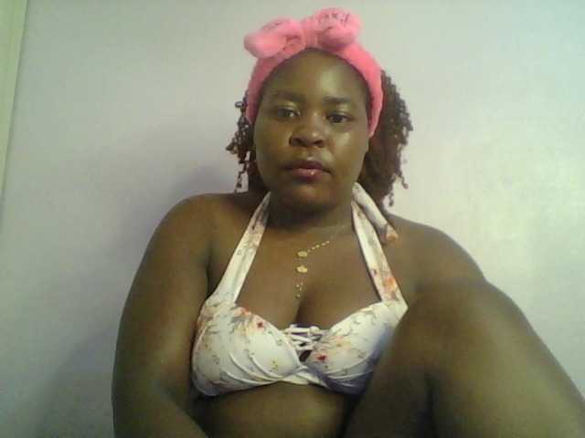Royalsexy live cam on BongaCams