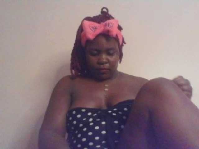 Royalsexy live cam on BongaCams