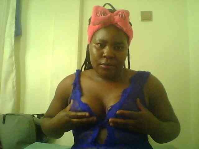 Royalsexy webcam