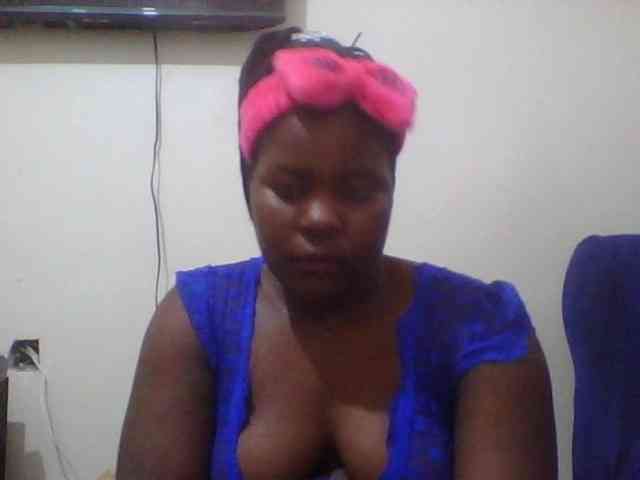 Royalsexy webcam