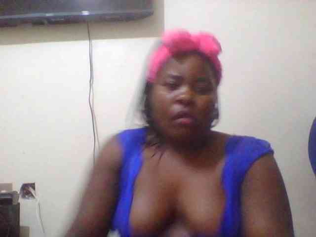 Model: Royalsexy